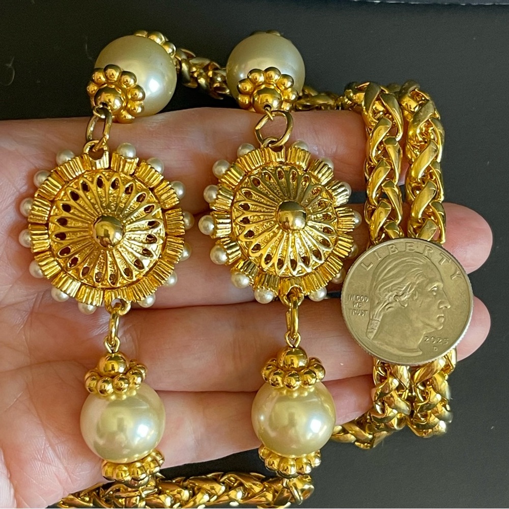 Vintage 90’s Gold-Tone faux Pearl Long Necklace - Picture 7 of 7